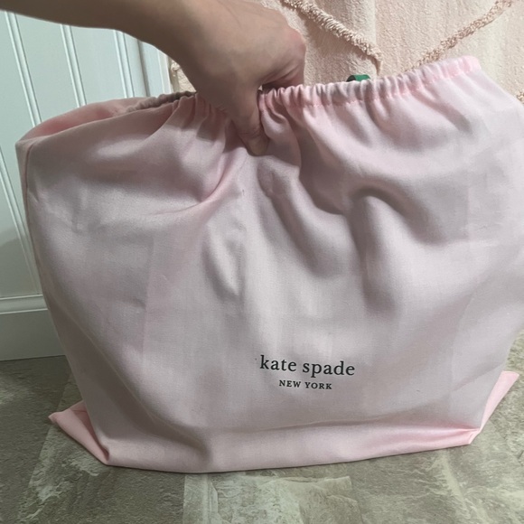 Kate Spade Vibrant Green Tote - Picture 10 of 13